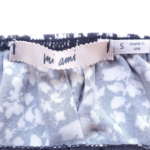 Ditsy Floral Top Size S Black White Flutter Sleeve Tie Back Empire Waist Cottage - Picture 7 of 14